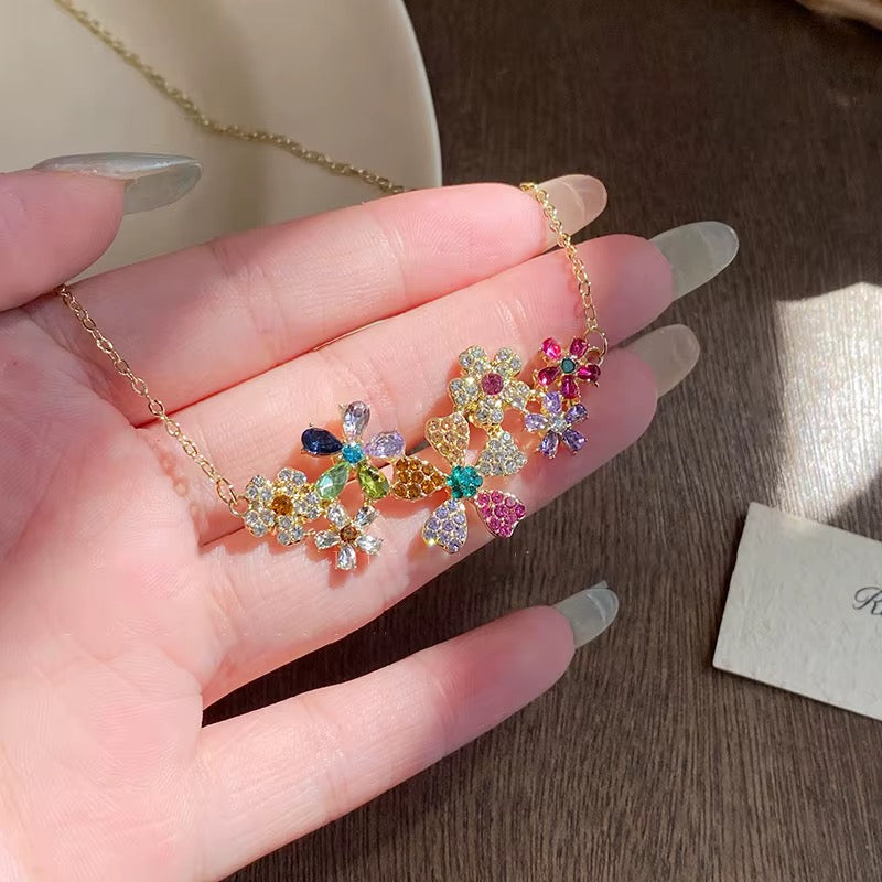 Flora Radiance Earrings & Pendant Set