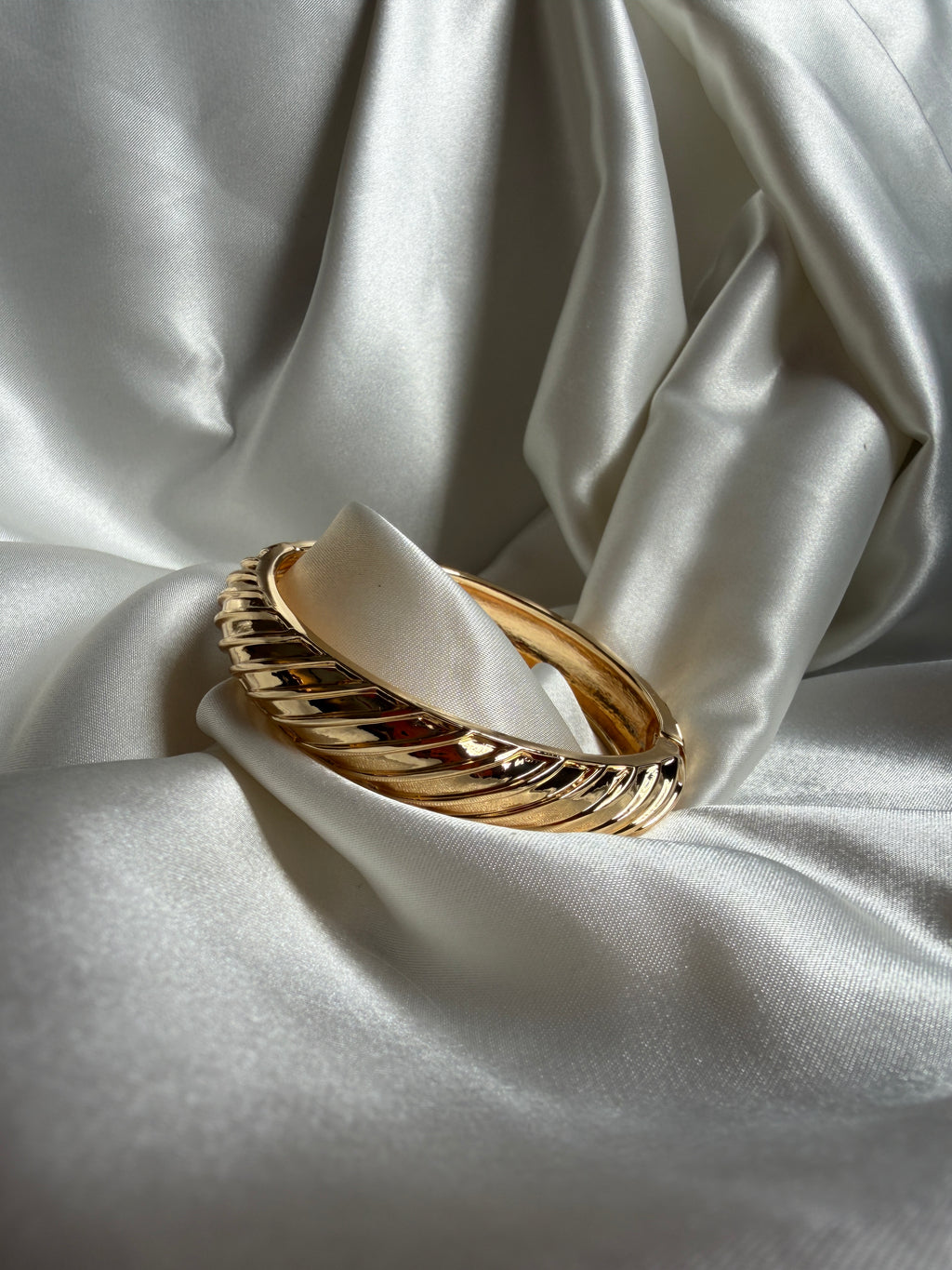 Aurelia Bangle
