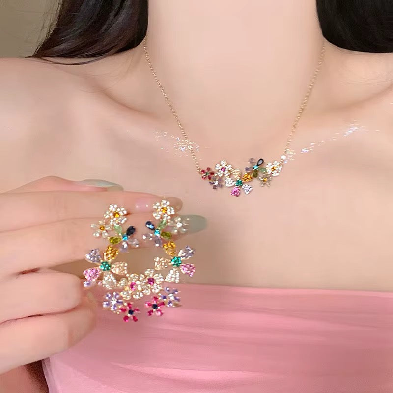 Flora Radiance Earrings & Pendant Set