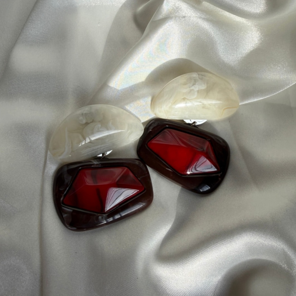 Évora Resin Drop Earrings