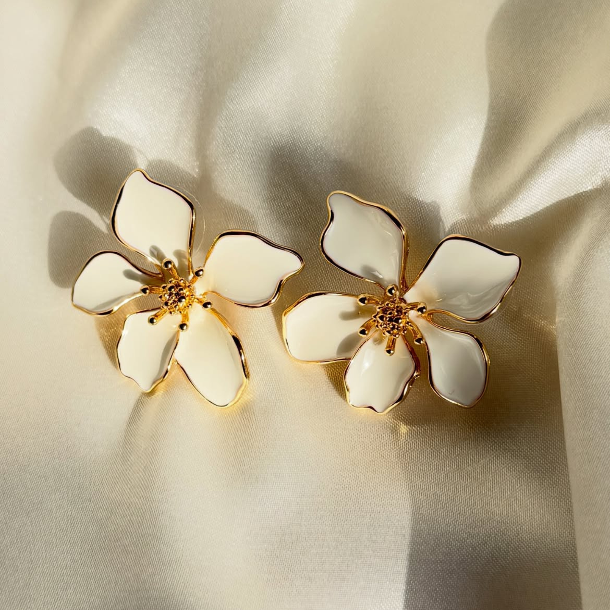 Petalia Earrings