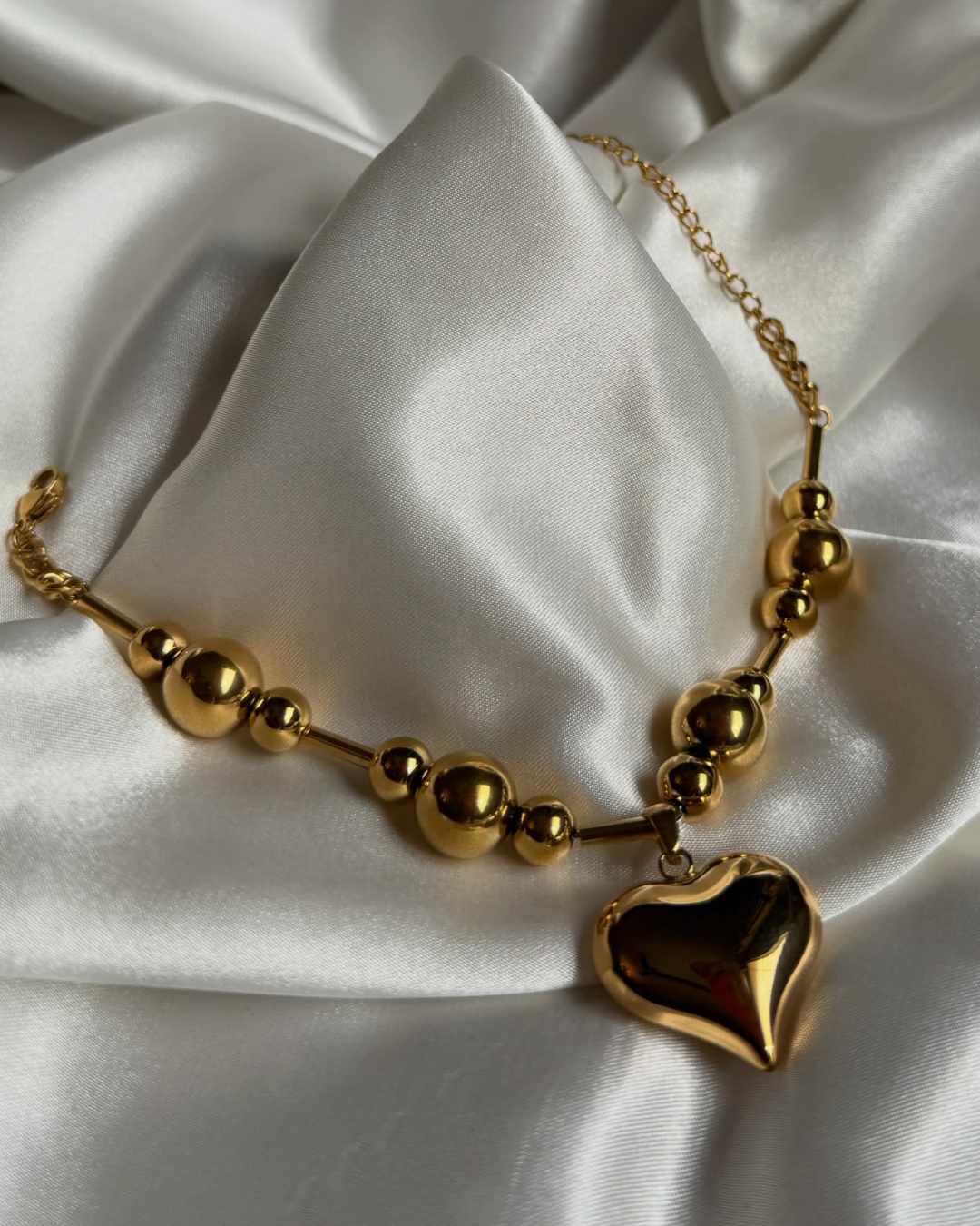 Luxe Heart Bead Bracelet