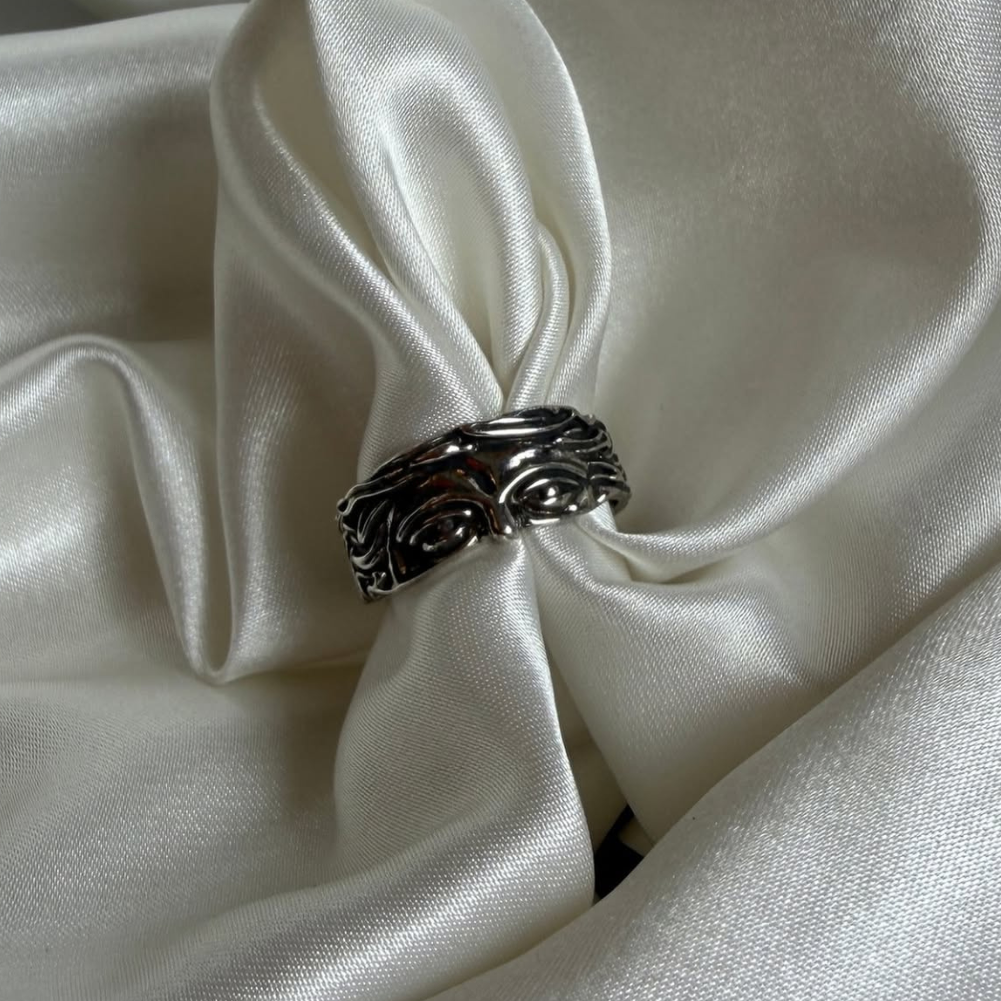 Leo Luxe Lion Ring