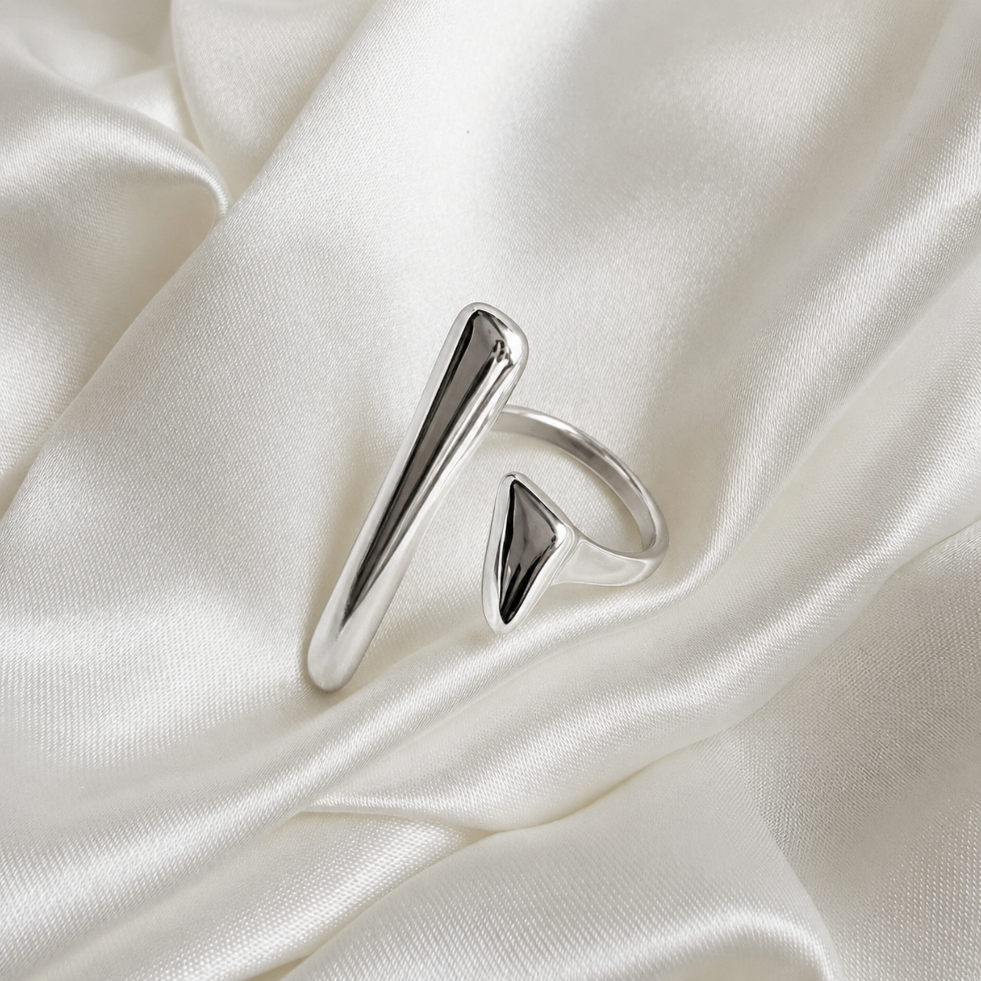 Sculptura Duo Ring